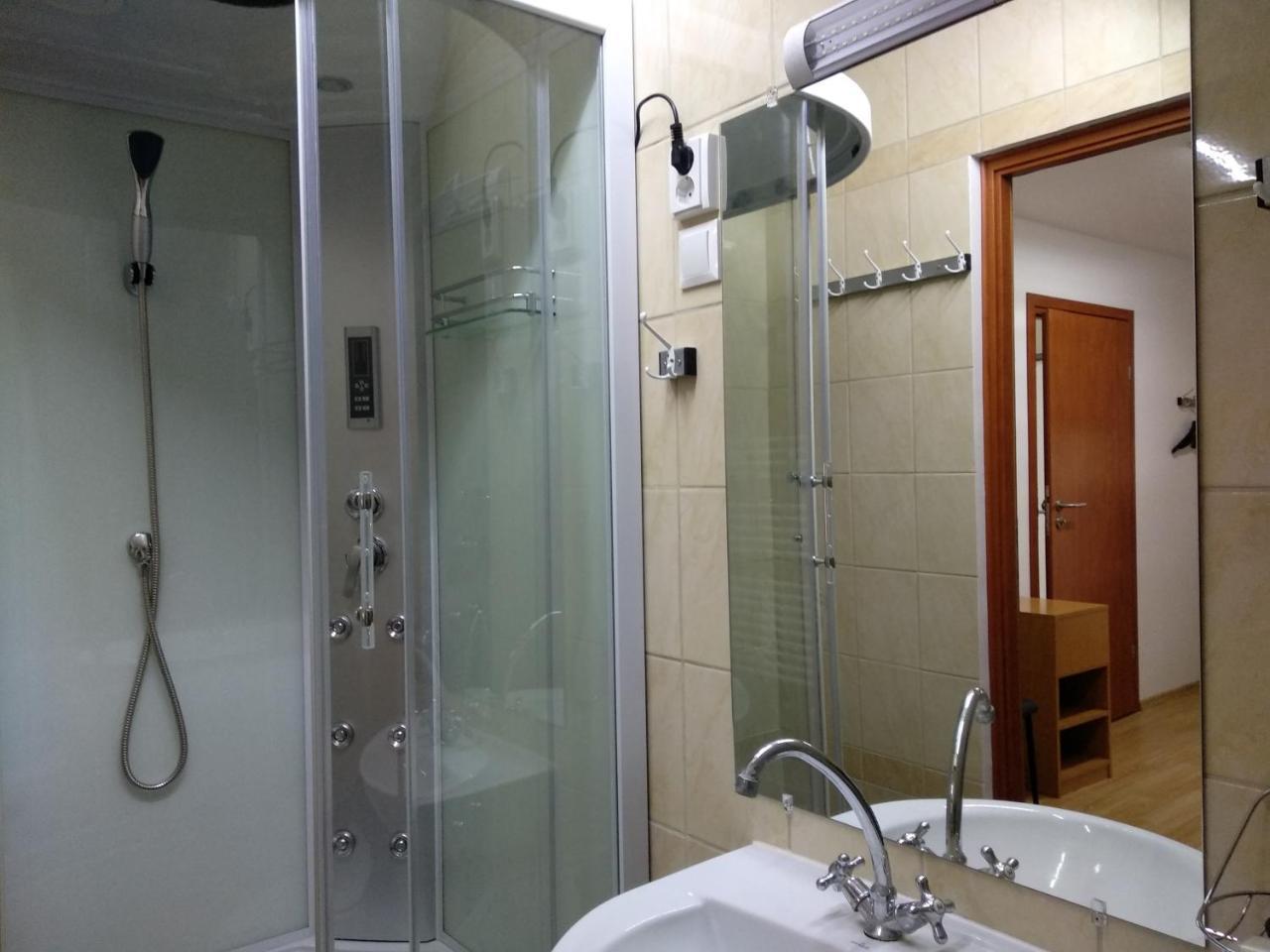 Acopark Vendeghaz Hotel Debreţin Exterior foto